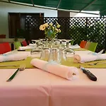 Pomodoro Bed Bed & Breakfast 4*