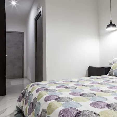 Couette-café Pomodoro Bed Castrovillari