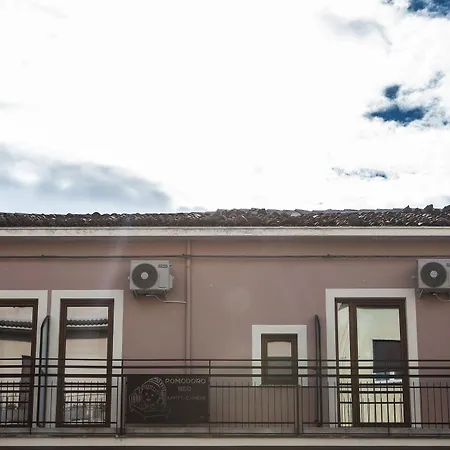 Bed & Breakfast Pomodoro Bed 4*