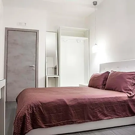 Pomodoro Bed 4* Castrovillari
