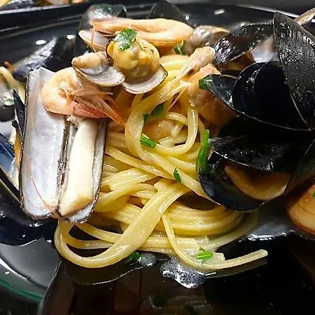Pomodoro Bed Oda ve Kahvaltı Castrovillari