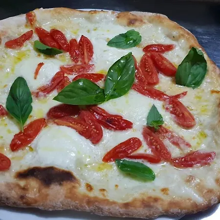 Pomodoro Bed Bed & Breakfast