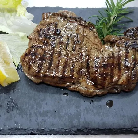 Pomodoro Bed B&B 카스트로빌라리