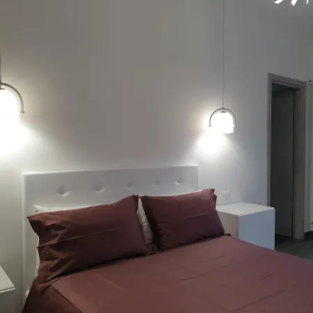 Couette-café Pomodoro Bed 4*