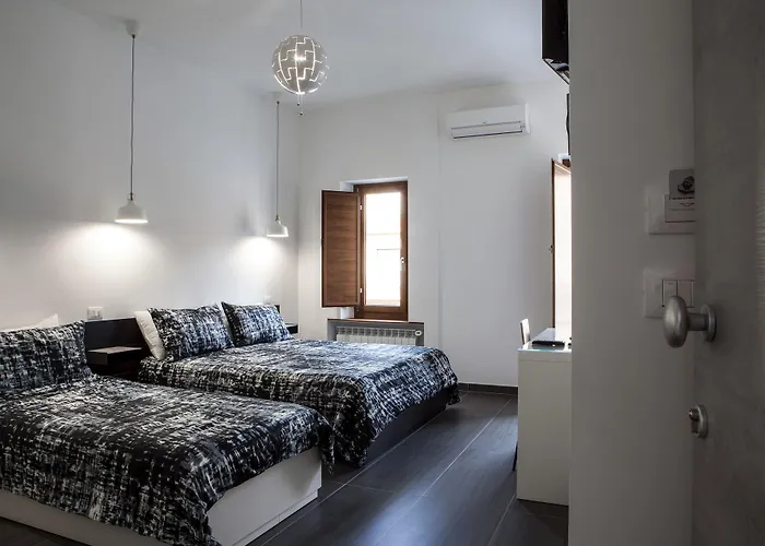 Pomodoro Bed Castrovillari