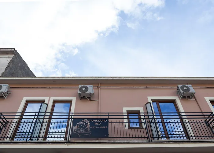 Pomodoro Bed Panzió 4*